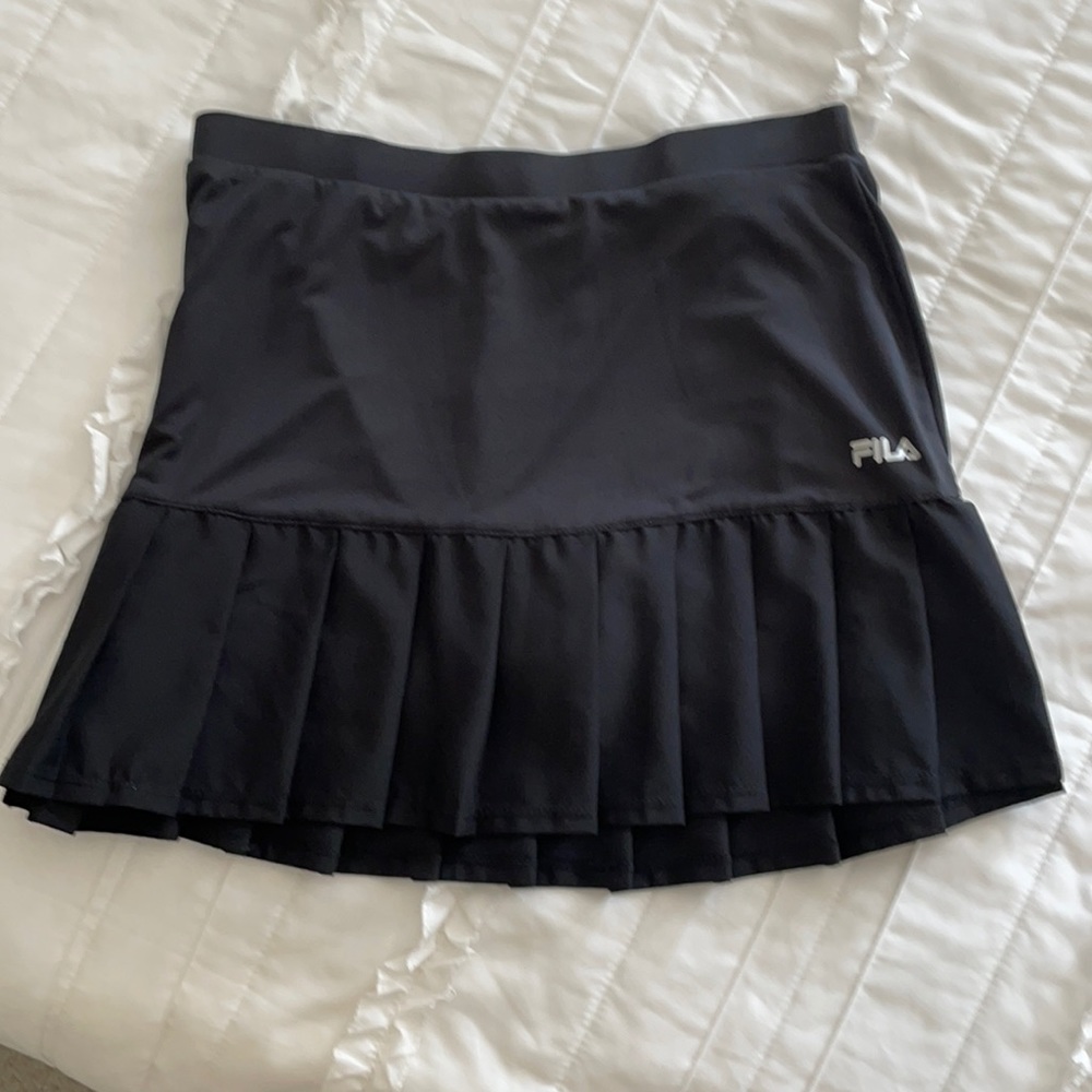 Women’s FILA tennis skirt size S